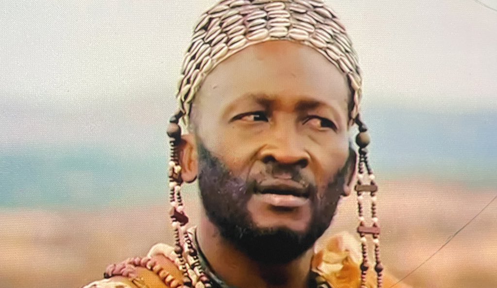 ladyhuneybee's tweet photo. Definitely when he is part of the cast  you know it is definitely going down 

#QueenModjadjiMzansi https://t.co/93DGLwdRlJ
