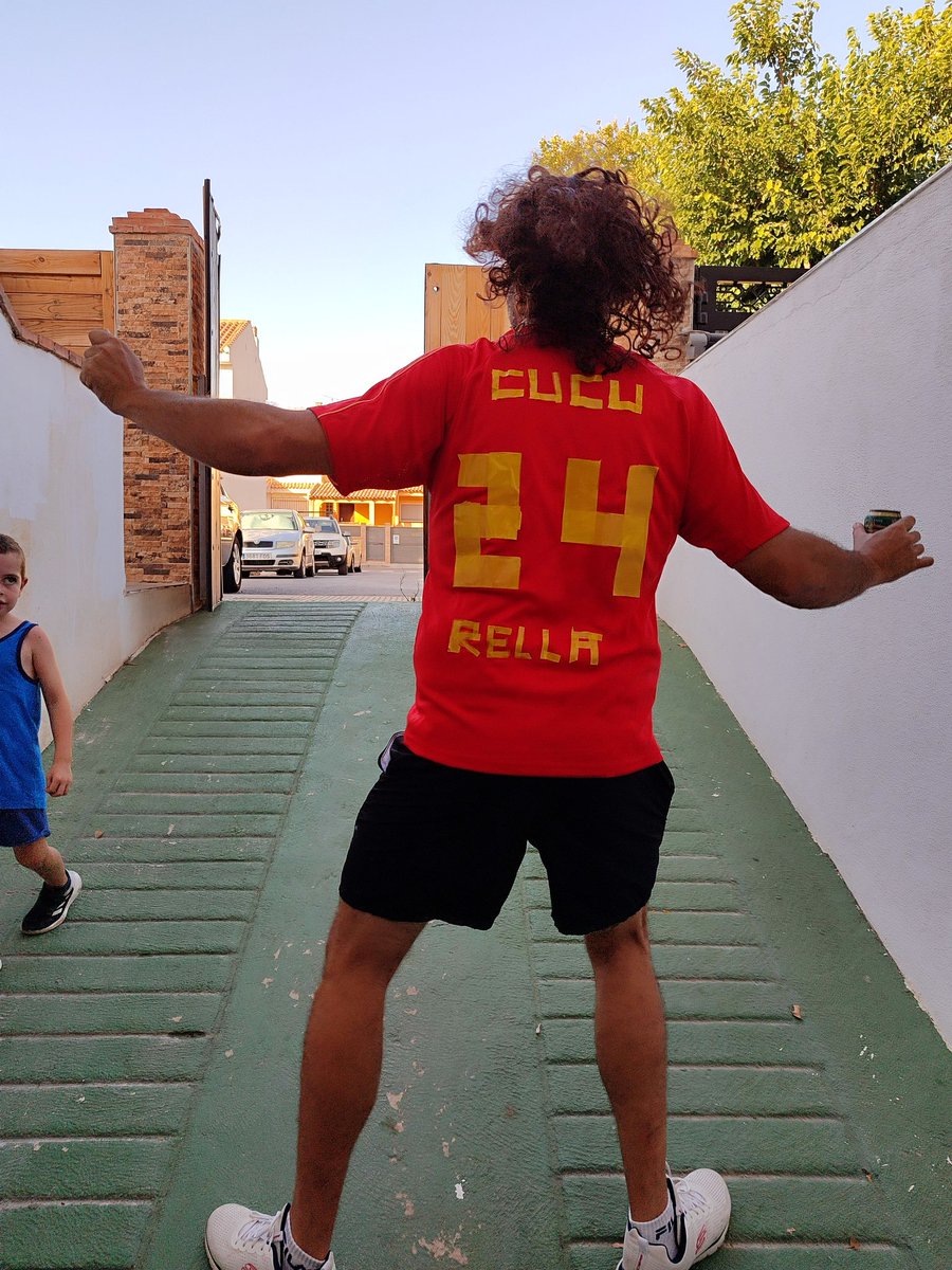 JoseDavidct's tweet photo. Desde Cartagena todos con @cucurella3 https://t.co/7nFfcqxzm4