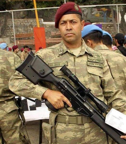 Ederi bir dolar olan şerefsizlere verilecek ne bir karış toprağımız ne de bir tek insanımız vardır. #15temmuz 🇹🇷🇹🇷🇹🇷