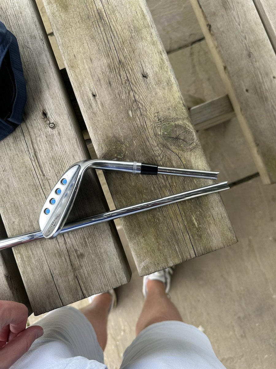 Gareth Williams tweet media