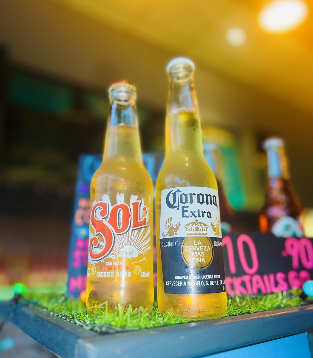 SabrosoTexMex's tweet photo. BURGERS NACHOS ENCHILADAS BURRITOS &amp; MOST IMPORTANTLY ICE 🧊 COLD BEERS 🍻 

Match ready at the tap of a button 🏆⚽️🏴󠁧󠁢󠁥󠁮󠁧󠁿📲
https://t.co/bUUPMCcdEi

#alcoholdelivery #cocktaildelivery #coldbeers #cider #prosecco #wines #pornstarmartini #piñacolada #cocktailrecipes #birramoretti https://t.co/3anM49Ac6D