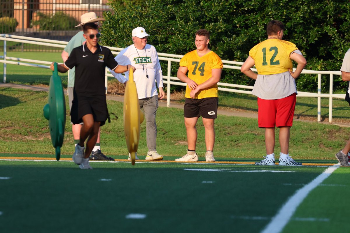 f_bridwell65's tweet photo. had a great time competing for the coaches at @ATUFOOTBALL this past weekend ‼️‼️ #classof2027 @coachJB_318 @fivestarphenom
@One11Recruiting @FCProspects_
@ccprospects23 @GridironFootbal @OverLookedRec @RecruitLouisian @prepsrecruit @BrooksHollings3 https://t.co/Qad8uc3PVg