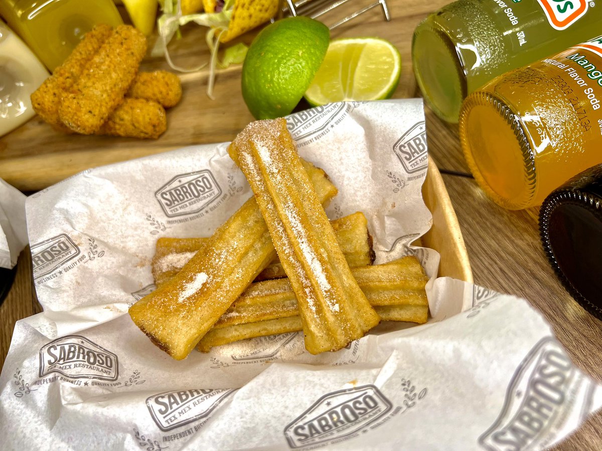 SabrosoTexMex's tweet photo. We’re open until 10PM this evening ⏱️⚽️🏆
For all of your late night tasty take-away treats, beers, cocktails, desserts &amp; more! 

Get your order going, before it comes home! 🏴󠁧󠁢󠁥󠁮󠁧󠁿
https://t.co/bUUPMCcLtQ
#ItsComingHome #euro2024 #EnglandSpain https://t.co/reUfXirU8d