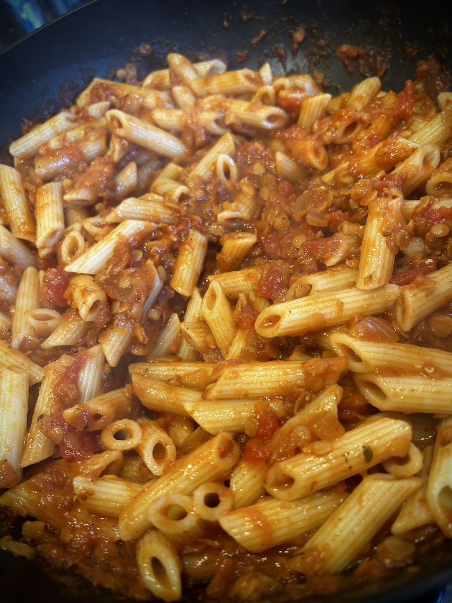 hrainediplock's tweet photo. @YsgolTrimsaran mae’r lentil bolognaise oedd yn flasus iawn 🤩 https://t.co/Cf4UD82XPr