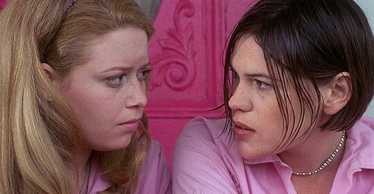 TheCinesthetic's tweet photo. But i'm a Cheerleader (1999) dir. Jamie Babbit https://t.co/8xedRSTCEl