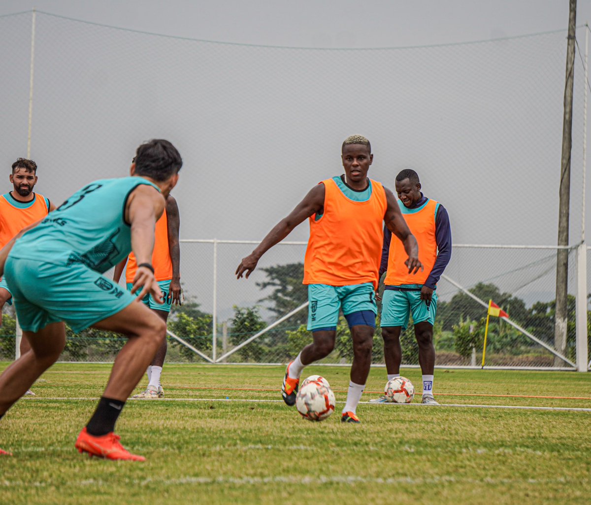🇪🇪💪🏽 Domingo intenso ⚽️🔥 

#LigaProEcuabet 
#EnElCorazónDeGuayaquil
#DeLaTierraMásLinda