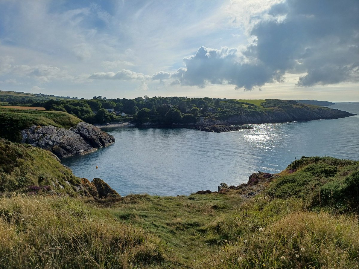 kendie's tweet photo. Been for a wander up to Point Lynas. Didn't spot any dolphins or porpoises. The dark cloud soon disappeared. A lovely evening. #pointlynas #Anglesey https://t.co/nw7ekLvJpI