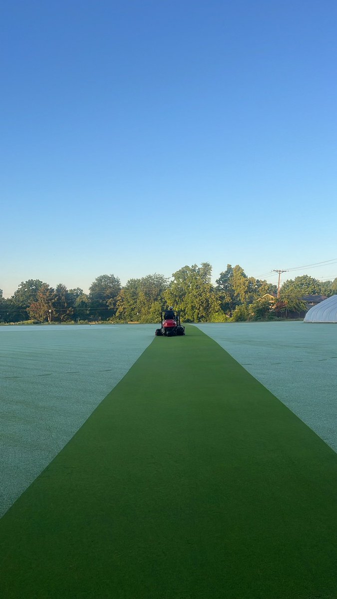 BrandonStith's tweet photo. It’s been a busy growing season at Waterman!
Our new assistant manager, Adrian Speelman started in May and we have a full roster of hard working student assistants along with a growing turf team and graduate students. Onward and upward! #buckeyeturf https://t.co/EbrShGYXnd