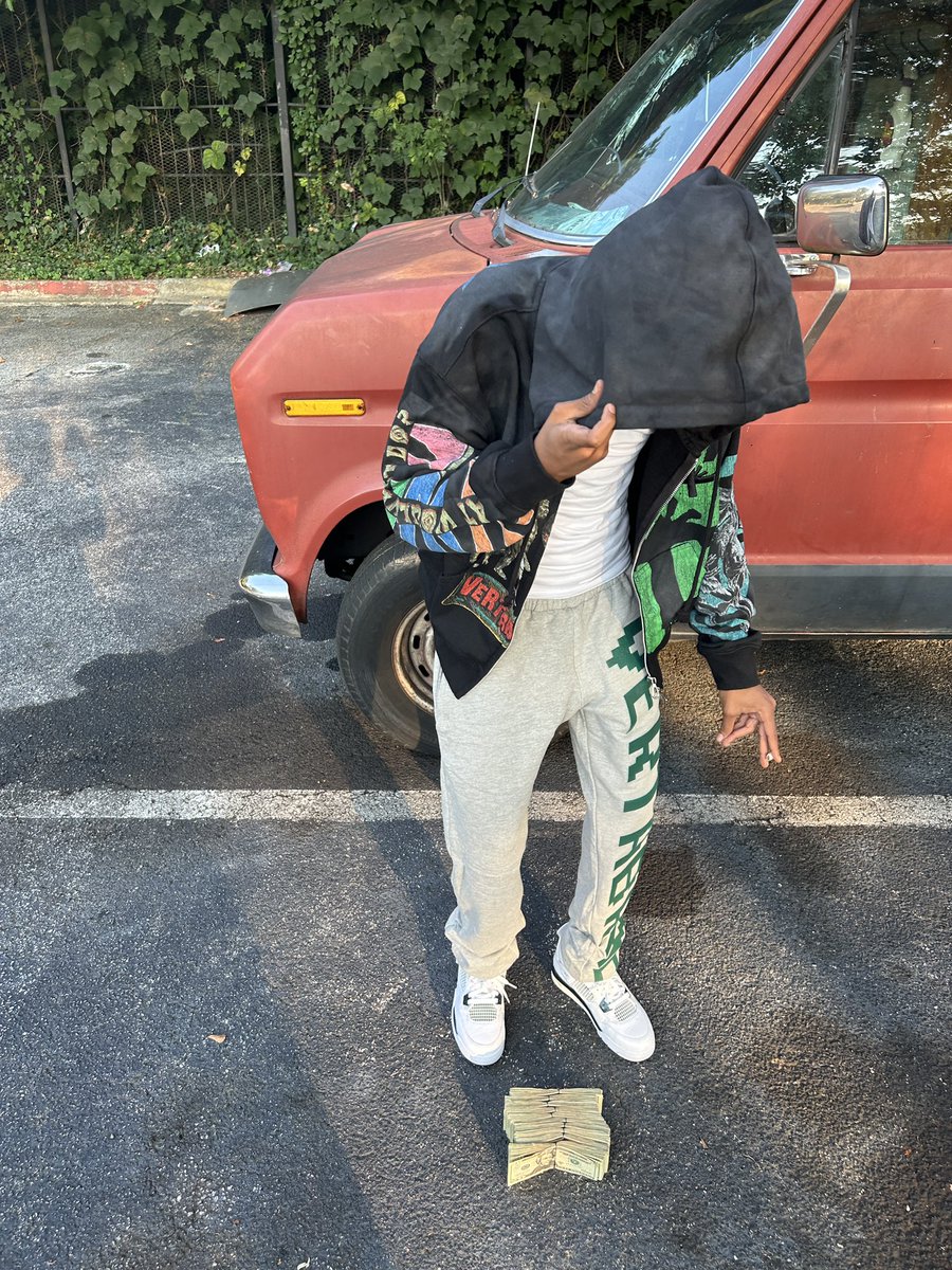 1lilmonn's tweet photo. Baby I’m super lit 🔥😤 https://t.co/xengytqVMp