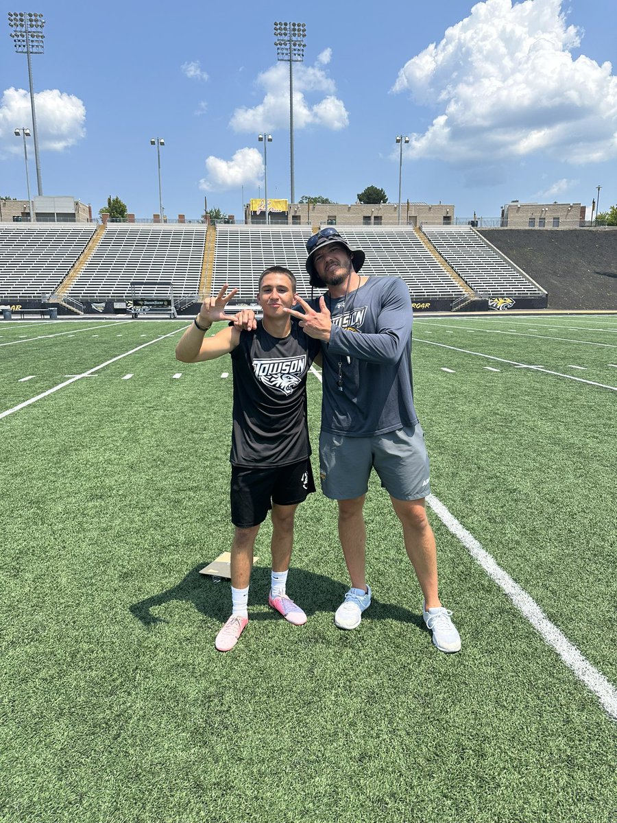 CancoDayioglu33's tweet photo. had a great day today competing at Towson Specialist Camp, thanks to @CoachKrutsch for inviting me,looking forward to come again.
@CoachHeej @CoachBMyers @CoachMWalker @CoachHRichards @CoachKolt @CoachTWach @PeteShinnick @Towson_FB @KrautmanKicking @AZKicking @NVD_Football https://t.co/23oQo41RMn