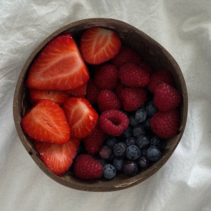 starvnation's tweet photo. ↻ if you like fruit
or if you feel like you aren't sick enough https://t.co/W14lsGxSe2