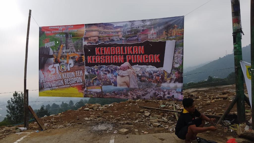ddr007's tweet photo. Siapa yang akan menegakan PERPRESS Nomor 60 Tahun 2020 Tentang Tata Ruang Kawasan JABODTABEKPUNCUR, saat ini peraturan dikangkangi
@jokowi @prabowo @erickthohir  @KPK_RI @ListyoSigitP @OmbudsmanRI137 @PartaiSocmed  @AdianNapitupul1  @fadlizon @walhinasional @GreenpeaceID https://t.co/FUcUxS34mN