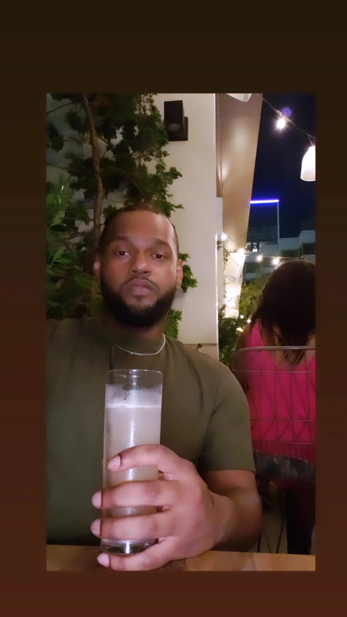 Briankels4529's tweet photo. Lil night out in philly! https://t.co/6ecwVzzSrM