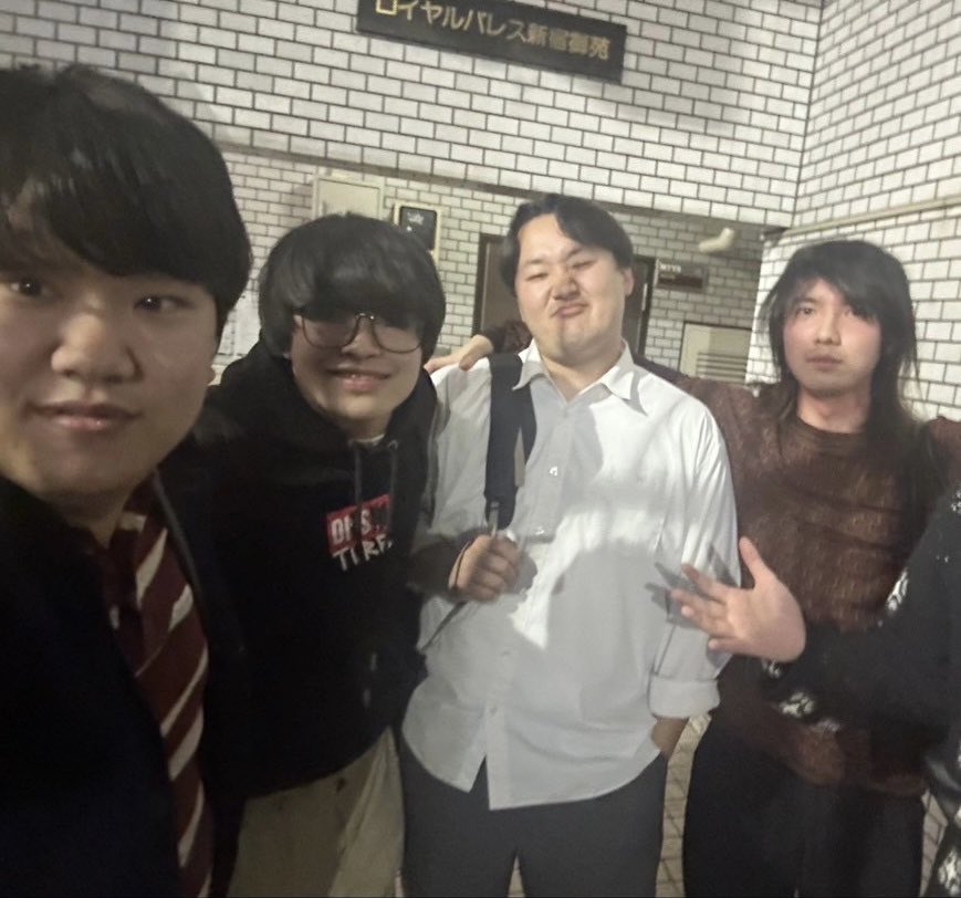718GEKIBA's tweet photo. 【✌🏻演者紹介✌🏻】

①オスメス&amp;マゴダイ
②桂木、るき、財閥、荒井北朝鮮
③だんだんだん！

「完全身内ノリライブ」
日程：7月18日（木）
開場：18時45分
開演：19時
場所：池袋GEKIBA
料金：500円

🎫ご予約はこちらから⤵︎
https://t.co/Qr2PSp0uPc https://t.co/J4NBBWVWjd