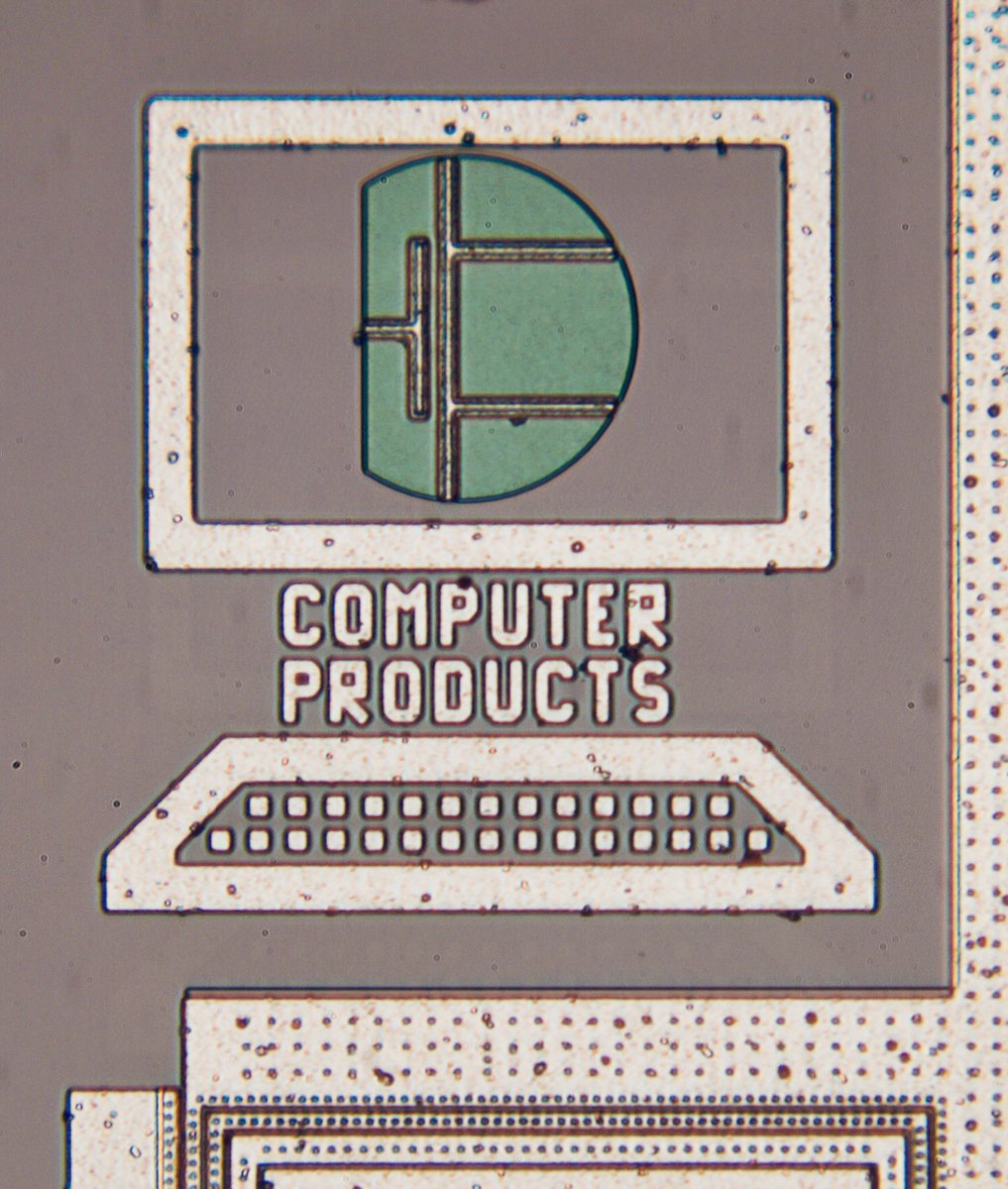 duke_cpu's tweet image. It’s an #audio #taper!
This vintage #CMOS made by #DallasSemiconductor acts as audio digital resistor. It shows two distinct #silicondoodles, a computer displaying the company’s logo, and an audio tape - 🤩!