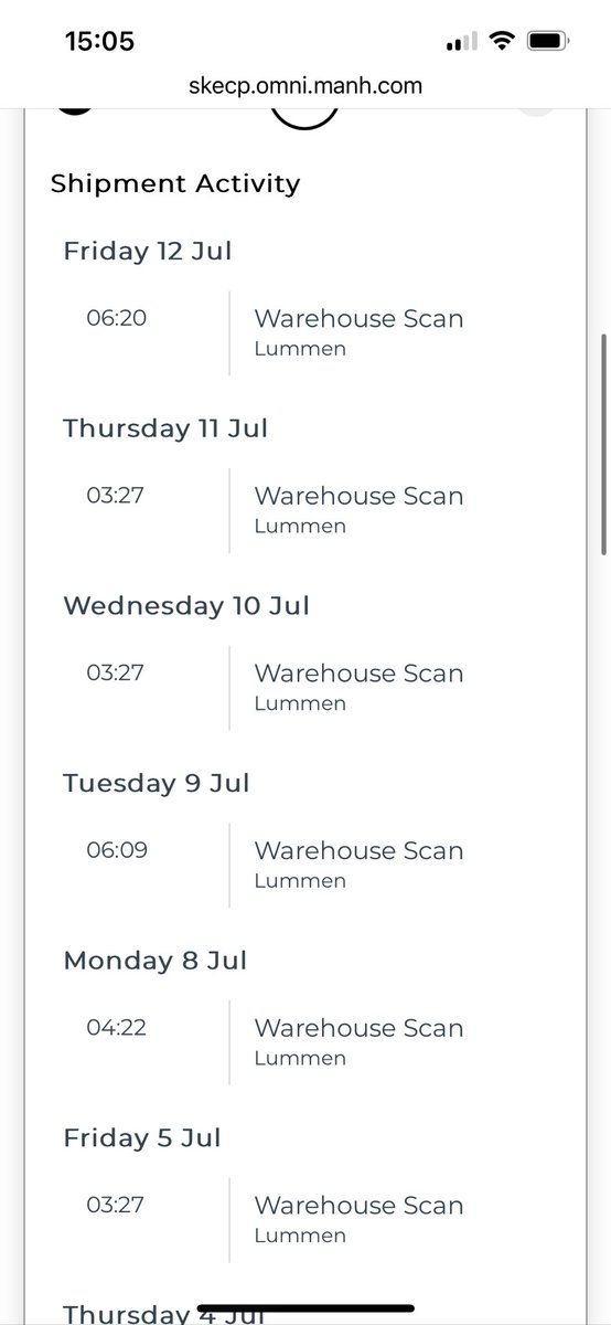 AlanBoyce's tweet photo. @SKECHERS_UK is this normal? https://t.co/jA0yxXLWda