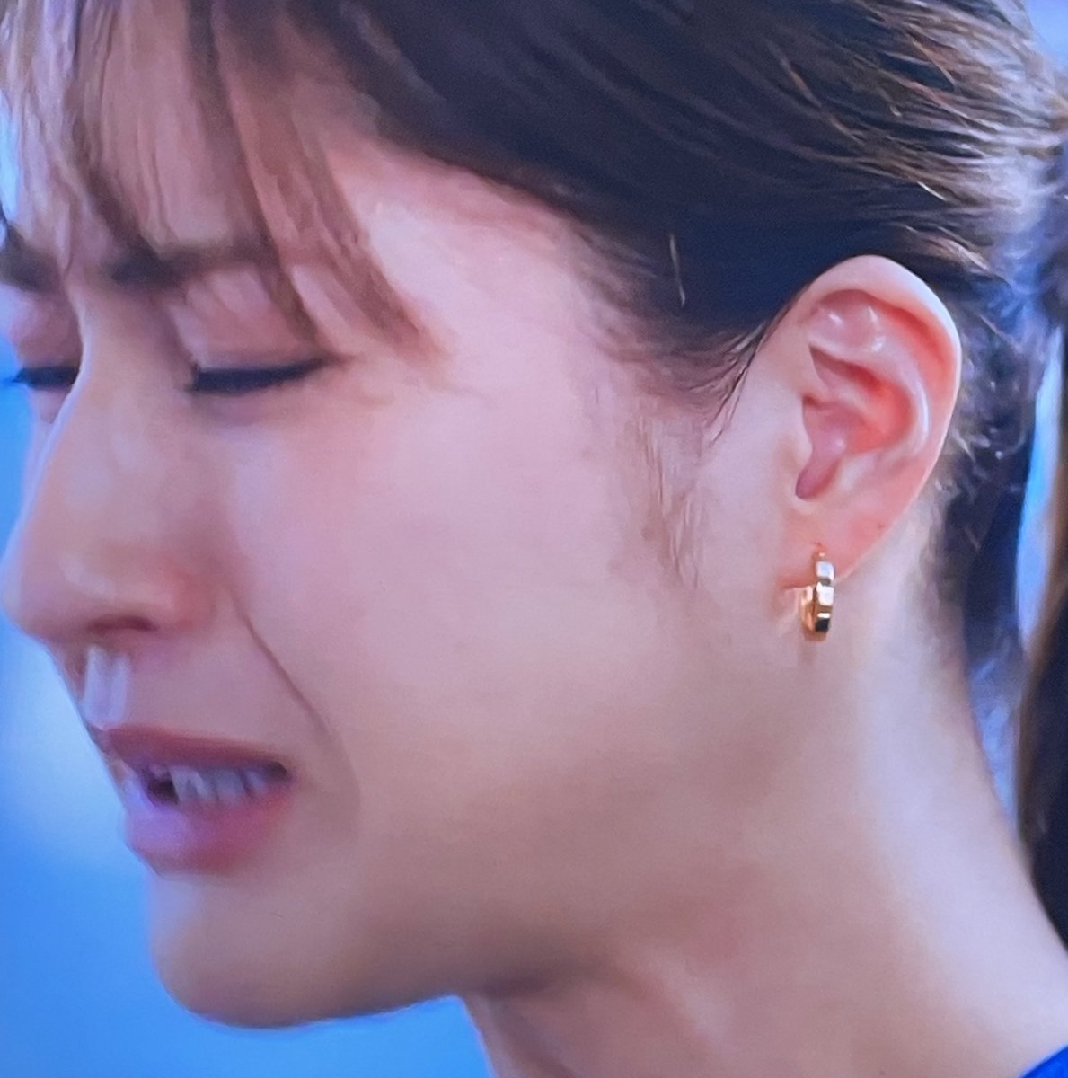 西園寺　　ピアス 西園寺さん同じシーンでピアス変わってて気になって仕方ないよ😹😹
