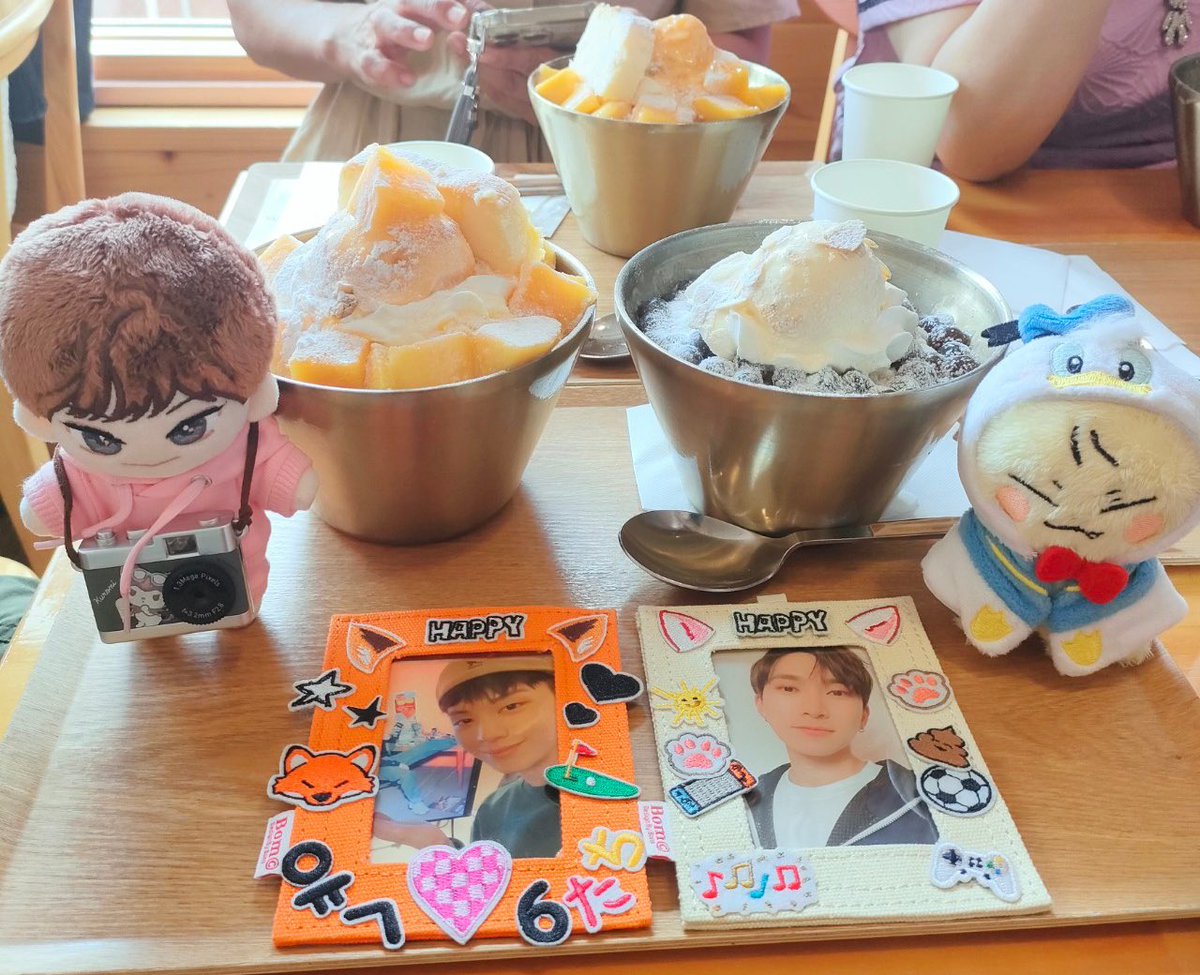 eri5thmelody's tweet photo. 久しぶりのめろり会🩵

楽しい時間はあっという間だわ☺️
ソンジェのMVも流れてた💕
美味しいもの食べて好きなこと話して😂
ご一緒してくれた皆さん、ありがとう💕
#BTOB  #melody  #6たち https://t.co/p8seINvMGg