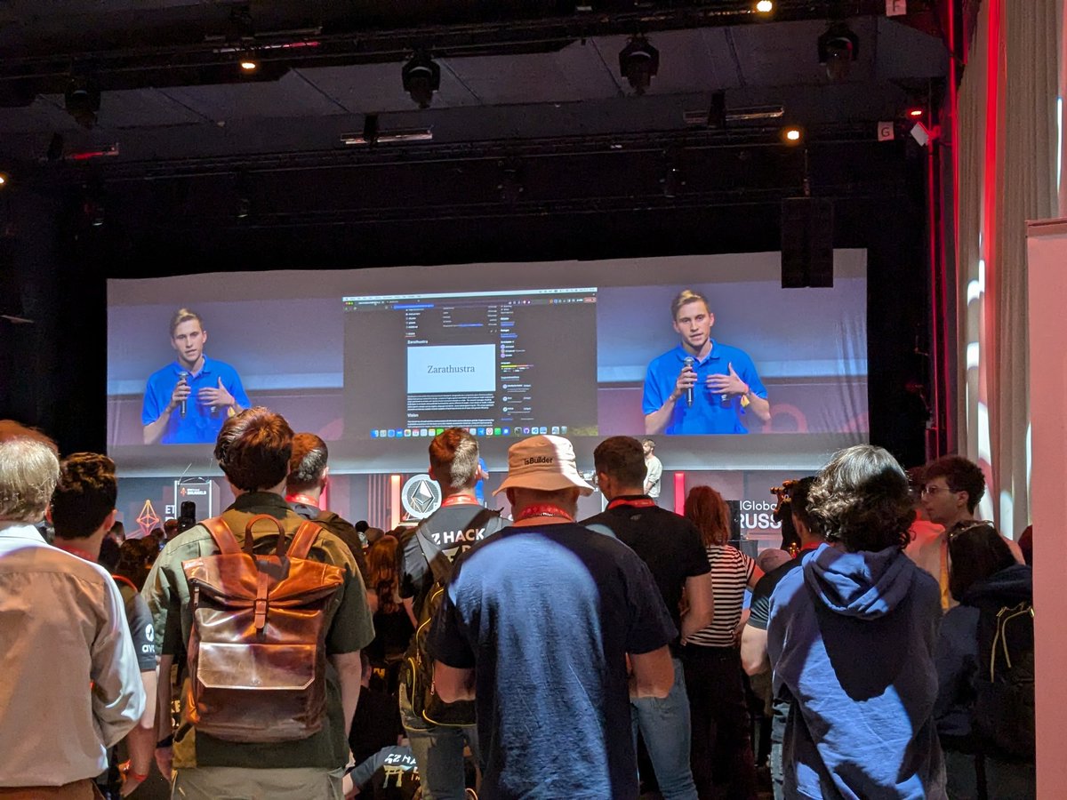 Team Zarathustra <a href="/ETHGlobal/">ETHGlobal</a> ran an AI agent on a decentralized compute network of LLMs (that they built in a weekend!!) with every compute task attested to <a href="/LighthouseWeb3/">Lighthouse</a> on <a href="/Filecoin/">Filecoin</a> <a href="/IPFS/">IPFS</a> for transparency + traceability in the dweb. WOW