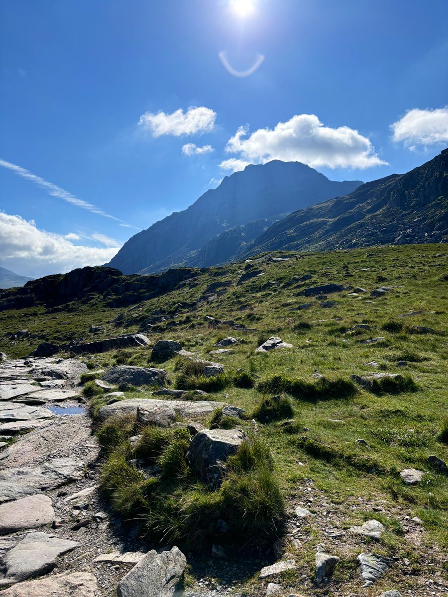 MissECollierDGS's tweet photo. Not an easy scramble, but the views are worth it! #GoldDofE @GeogAttwell @DartfordGS https://t.co/b4xsNdPMrY