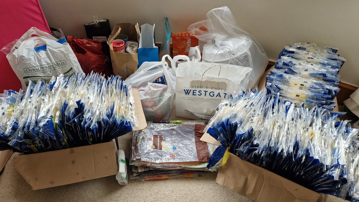 BayRecycling's tweet photo. A whopping baked goods packaging count this week, thanks to #WrapNinjas 339 tortilla wrap packages.

All of to be #recycled by @TerraCycle 

Well done #LancasterUK https://t.co/SYNbDRgihd