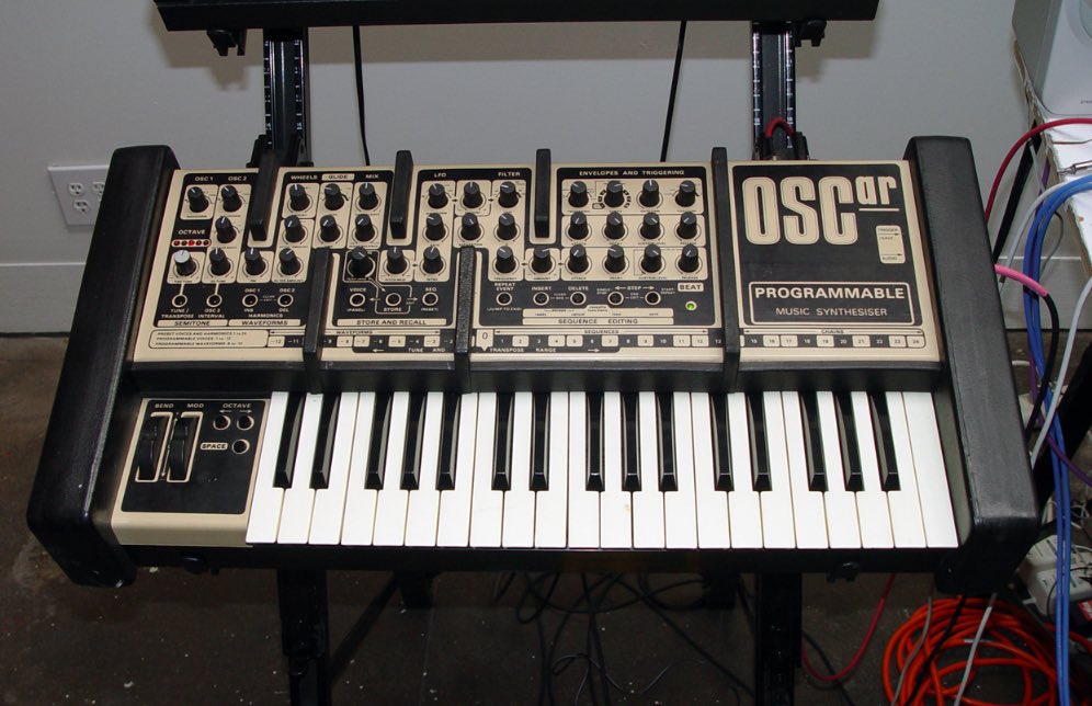 PlanetRobot2's tweet photo. Used some beautiful synth pads with the new #imposcar3 virtual instrument from #gforcesoftware in my latest music https://t.co/0p93xiHBQD