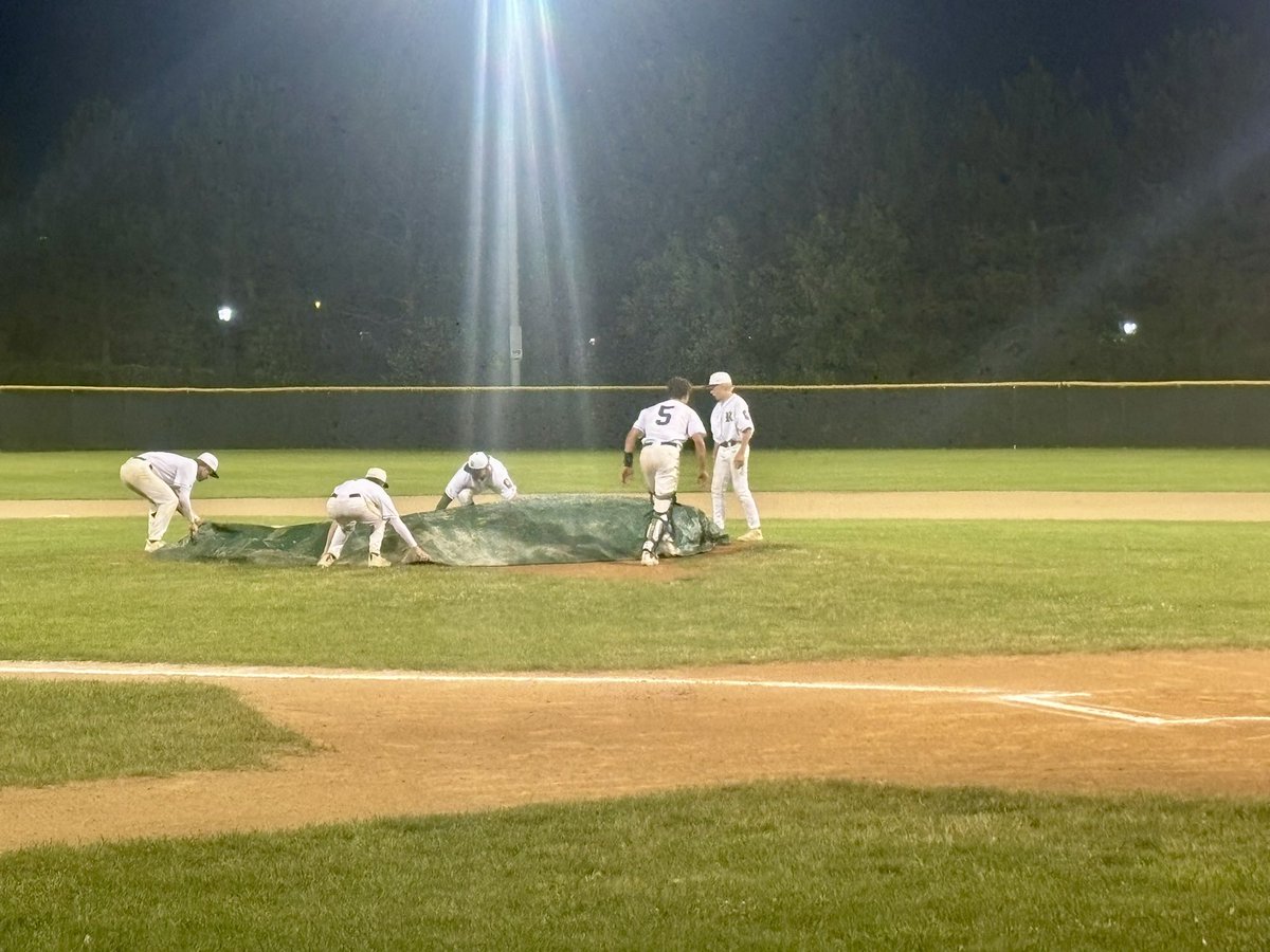 roseaubaseball's tweet photo. Mother Nature wins the nightcap. Proud of the Post #24 young men, tarping the mound and plate in Ely as the storm rolled in. Sounds like Post #24 will have Viroqua at 1:30 and Ifalls at 3:30. Go get it fellas! https://t.co/9I7RlTsjuz