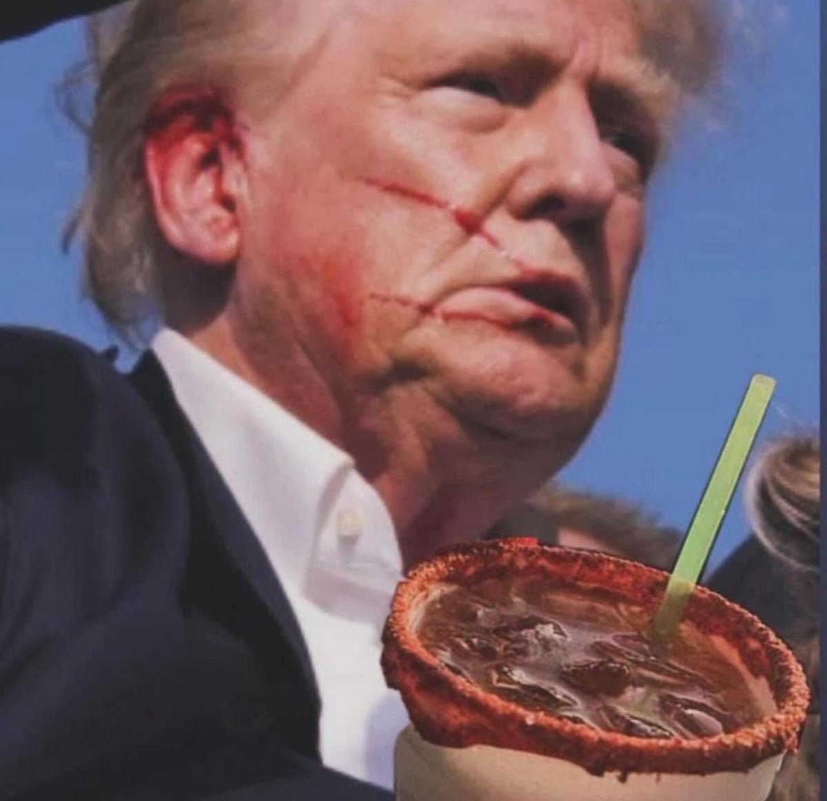 _YES7_'s tweet image. Mi mamá: Comó para tomar no eres pndjo 
Yo en la peda: 

#trump #republican #micheladas #usa #lapeda