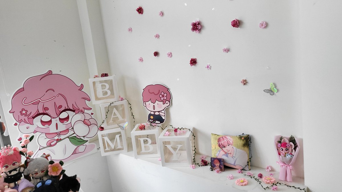 pvpl312's tweet photo. #7월_속에_피어난_플라워
#BBiKKiTTya_bamby_my_flower

생카는 처음이었는데 디피가 너무 귀엽고 예쁘고 아기자기 했어요 
덕분에 첫생카 재밌게 즐기다 왔습니다☺️ https://t.co/jXnQ2YgyWH