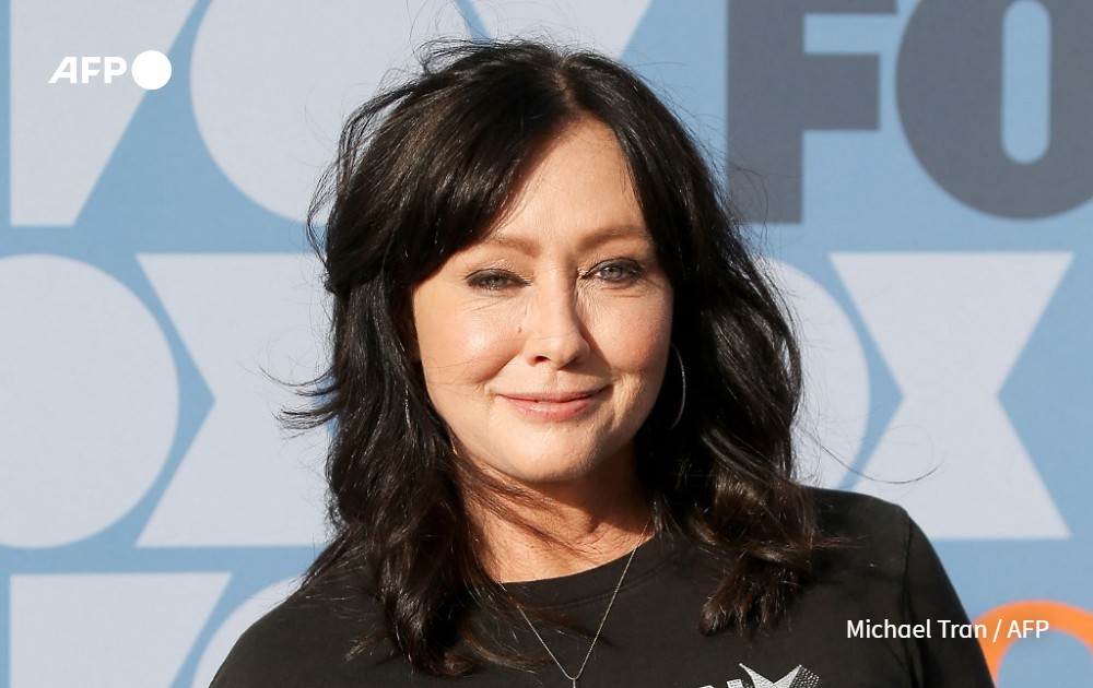 afpfr's tweet photo. L'actrice américaine Shannen Doherty, star de la série "Beverly Hills", est morte à 53 ans, selon des médias américains #AFP https://t.co/g7h72Z5cyQ