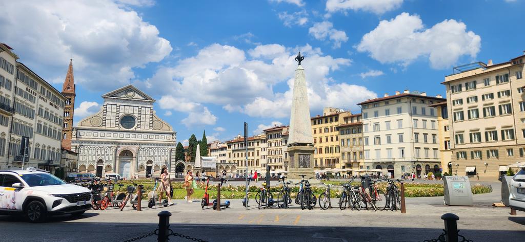 TravelinTonyG's tweet photo. Welcome to Florence!  What a fantastic city, full of art and architecture from centuries ago.  So many stunning things to see! https://t.co/ZeBGVixmKP