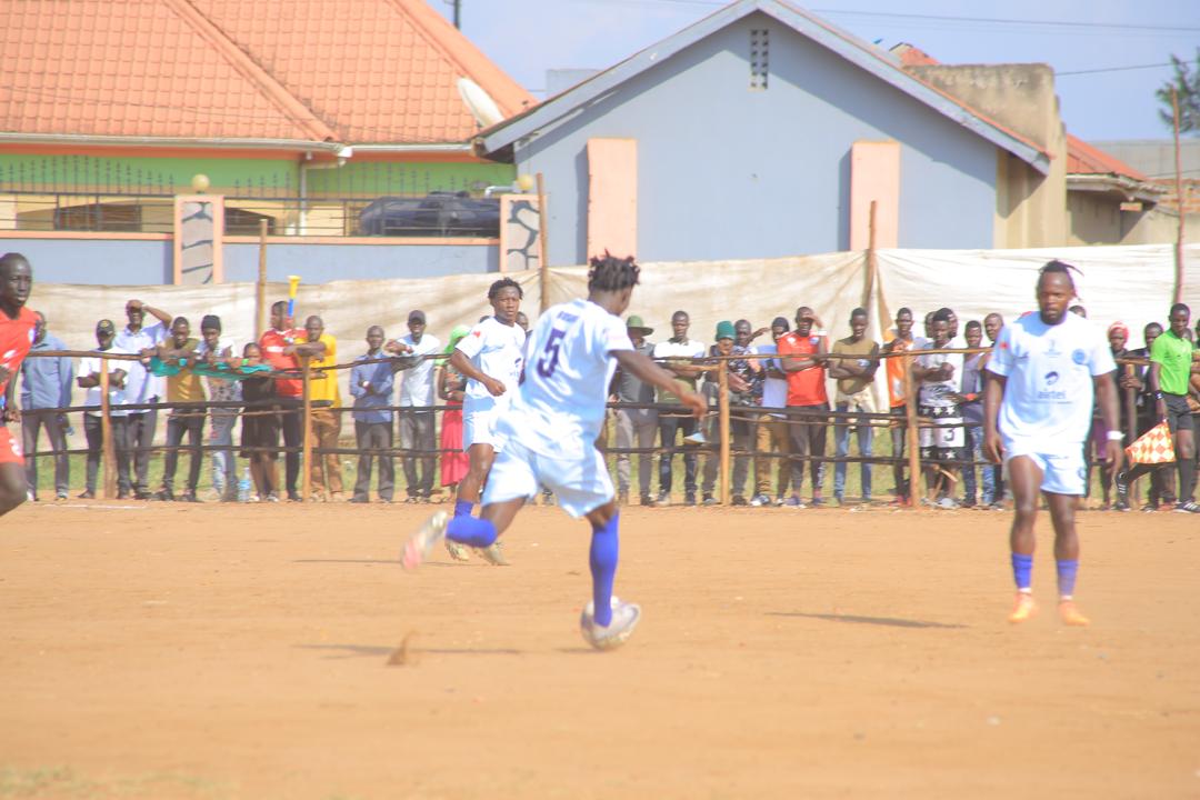 MasazaCup_'s tweet image. #SecondHalf Starts

Kabula 1:0 Busiro
Kkooki 1:1 Ssingo
Bugerere 0:0 Buddu
Mawokota 1:0 Ssese
Mawogola 1:0 Gomba
Kyaddondo 0:0 Buluuli
Kyaggwe 0:0 Buweekula
Bulemeezi 1:0 Butambala
#MasazaCup2024
