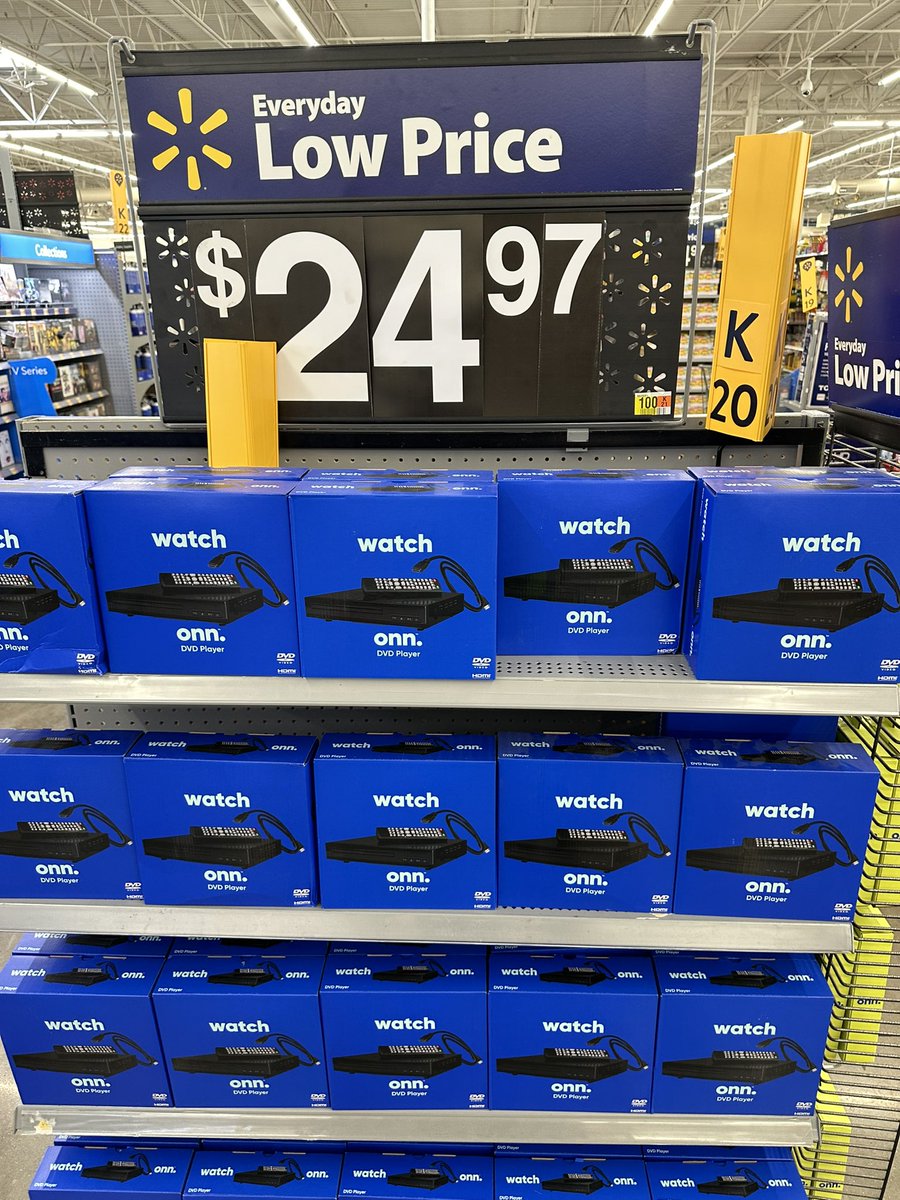 KevinPardue6's tweet photo. Saw one of your videos and a girl said she had a dvd for you..adult version cough cough… you asked where would you get a dvd player. I got you bro https://t.co/k7r7CFRSkg