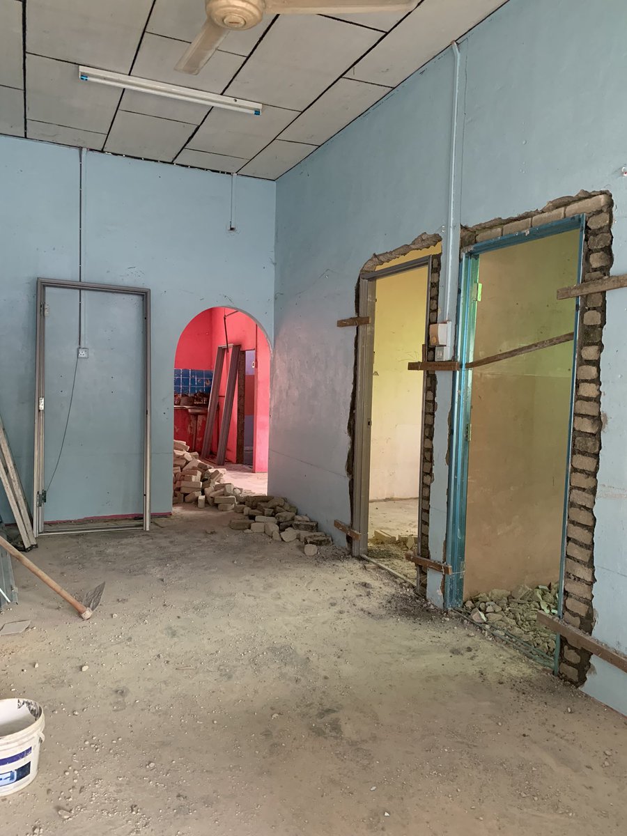 godblessned's tweet photo. Plan asal macam takda nak pecahkan mana mana part dalam rumah, tapi kita ikut jalah pendapat orang dewasa. https://t.co/pByfTwwkFO