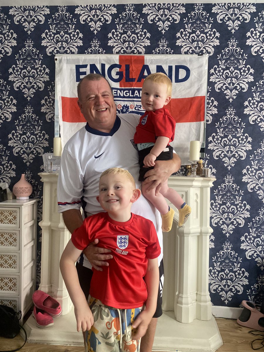 CCH🤗🫠🫥 tweet media