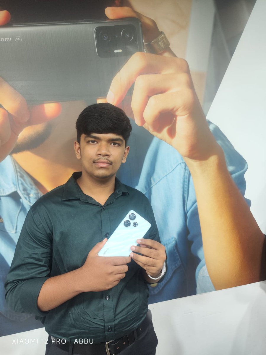 Prajwalm2428's tweet photo. The Crystal Glass Design of #Redmi13 5G is a beauty! #XiaomiIndia Turns10 #10YearsOf Tomorrow #The5GStar https://t.co/esnXfVf9P9