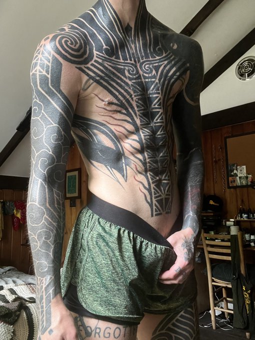 Watch Cam Damage (Trans Reznor)'s leaked NSFW photo on TwXstars