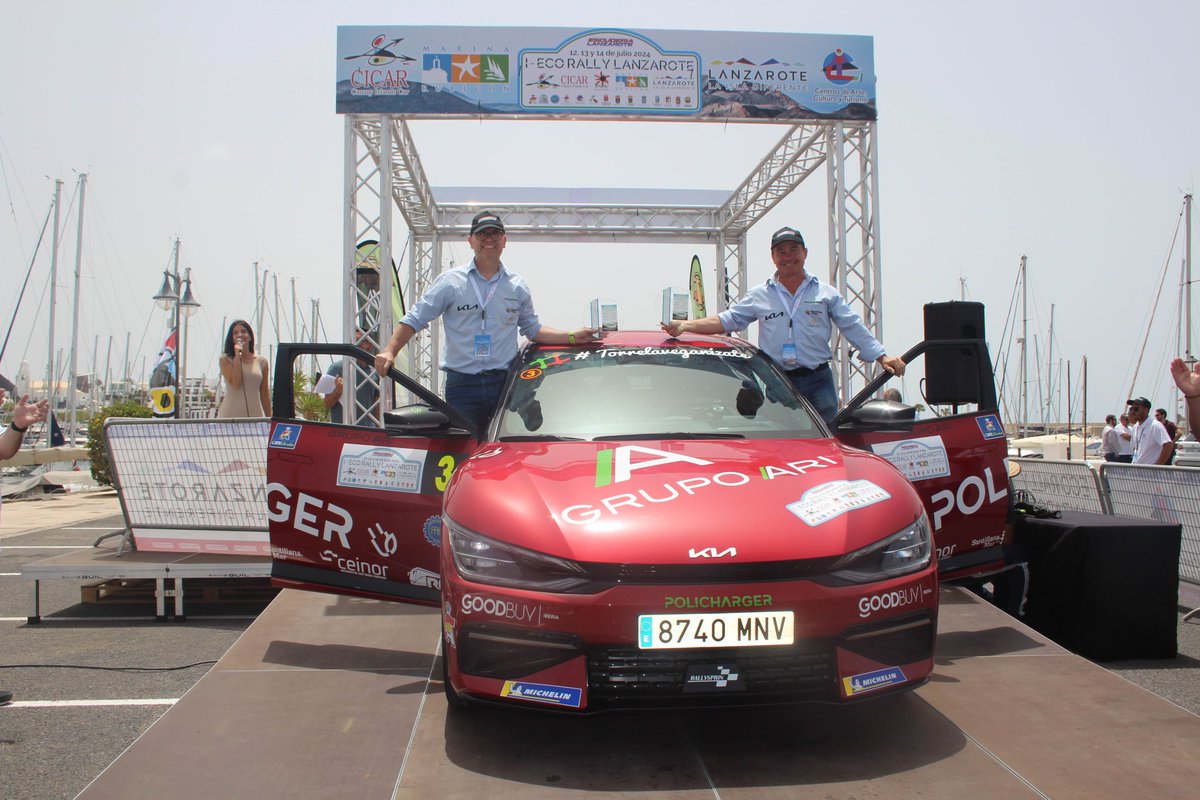CEEA_RFEdA's tweet photo. Este fin de semana se ha disputado el #EcoRallyLanzarote, prueba de la Copa #CEEM. La victoria en #electricos #BEV ha sido para Ricardo González y José Manuel Salas. En #Hibridos #HEV se han impuesto Carlos Santaolalla y Jan Rosa.
Clasificaciones👉 https://t.co/0cV597fJLg https://t.co/24Ygc9iswW