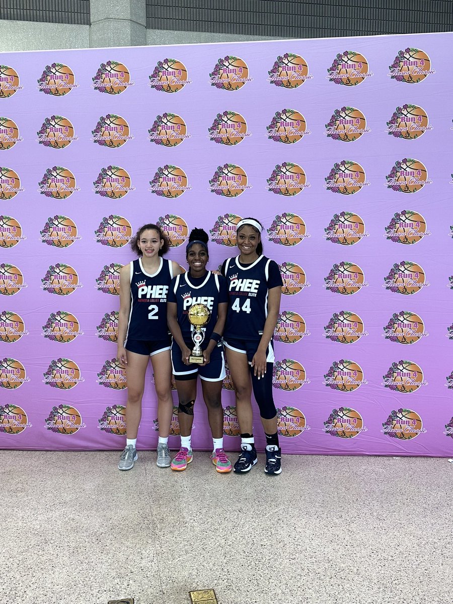 Went 5-0 in the Run 4 Roses Classic. So proud of my team and I, Run 4 Roses Championship tournament next!! <a href="/PheeElite/">Napheesa Collier Elite</a> <a href="/TFNsRun4Roses/">TFN's Run 4 Roses</a>