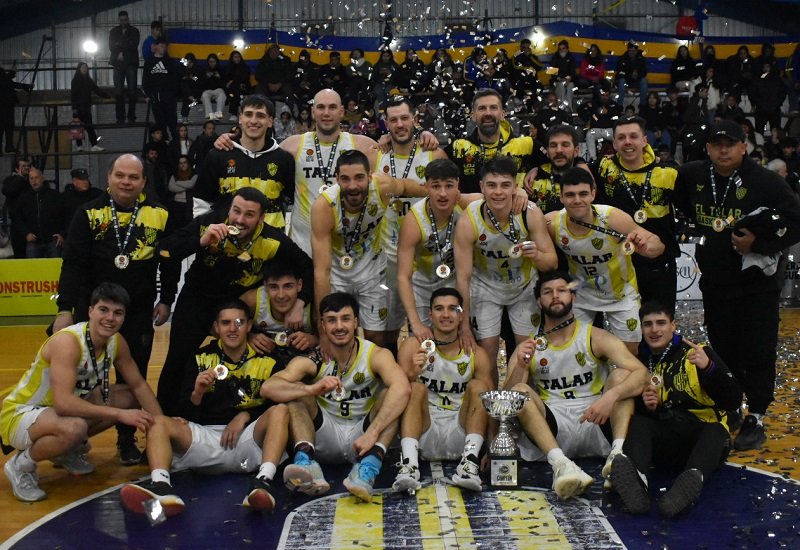 EL TALAR, CAMPEÓN POR UN CUELLO: Un triple del ex Gimnasia sobre la chicharra le dio el título en la #LigaFederal

Leer más acá 👇 

nuestrobasquet.com.ar/2024/07/el-tal…