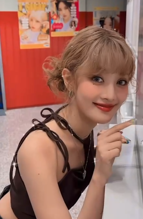 nebobo_zip's tweet photo. 油豆腐好可愛😍
娃娃也好可愛😍
Cute
かわいい (kawaii)
귀여운 (gwiyeoun)
#米妮 #Minnie #민니 #ミンニ
#舒華 #Shuhua #슈화 #シュファ
#minshu #유부초밥 https://t.co/9LCNQvozK8