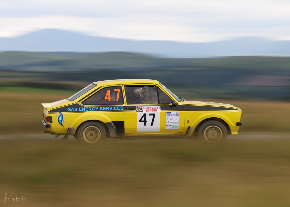 howells_ian's tweet photo. A few shoots from the Nicky Grist stages https://t.co/I92zt1nqfS