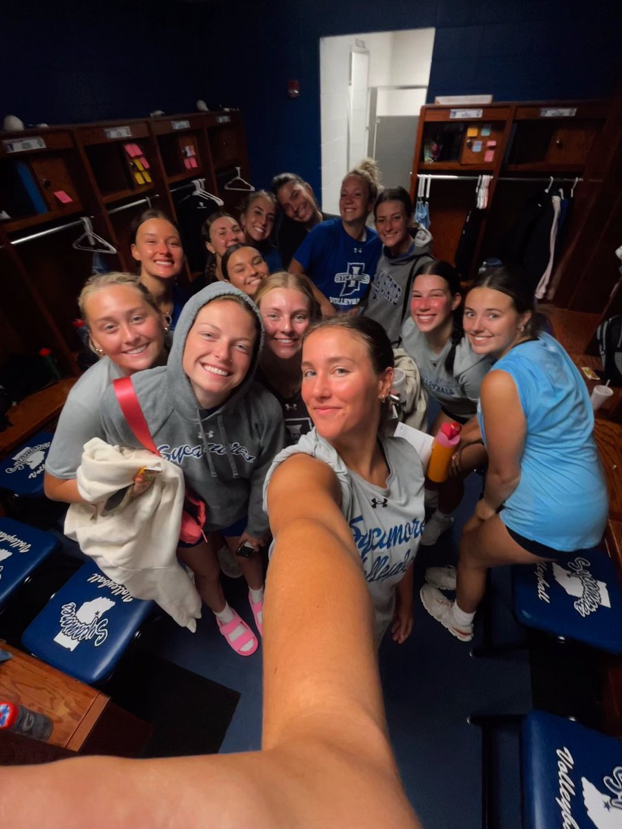 CurryKendall1's tweet photo. home🤍💙 https://t.co/5TMEoKCRP8