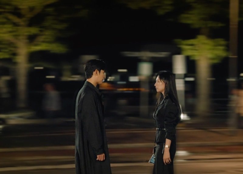 florabz18's tweet photo. QUEEN OF TEARS (Korea)
🌟🌟🌟

I’m a huge Kim Soo Hyun fan that whatever he puts out I will watch. I enjoyed this series quite well but it’s a little too predictable for me. This is not the best he’s done. Kim Ji Won aced &amp; killed her part. She should do more roles like this tbh. https://t.co/eJQUzKYyA4
