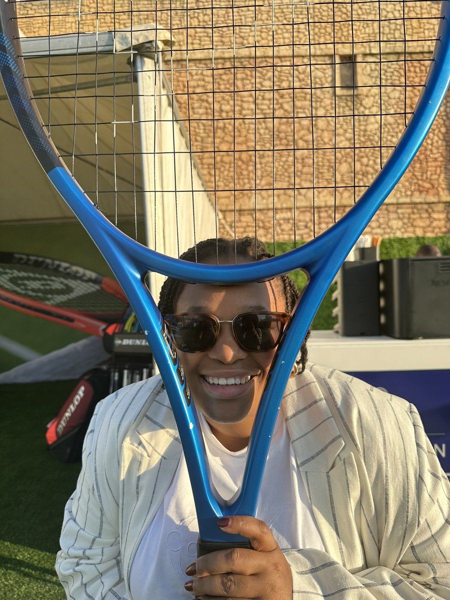 _Akhona_'s tweet photo. Out and about watching the #wimbledon men’s final at #amextennistown https://t.co/AXS5IZRL3Q