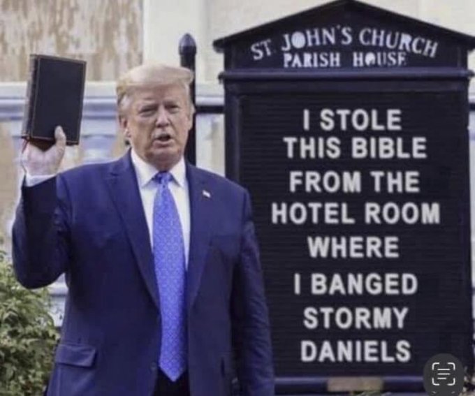 JimAron6's tweet image. Aside from Spanky J Trump, @BillAckman and Hitler... who else hides out in their basement bunker? #staged
Another #StagedEvent. He must think his supporters are even more stupid than everyone else