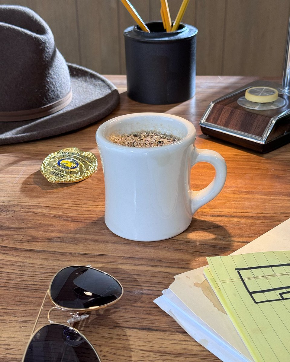 bathbodyworks's tweet photo. Sunday mornings are for coffee and contemplation ☕️  Do you copy? MyBath&amp;BodyWorks App 7.16 https://t.co/8qyDoDx4Z9