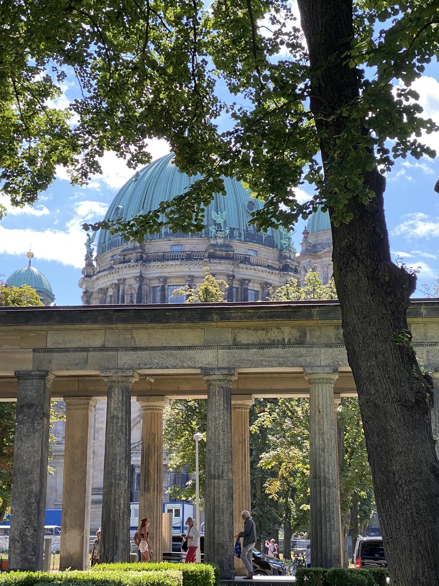 NLCS Languages tweet media