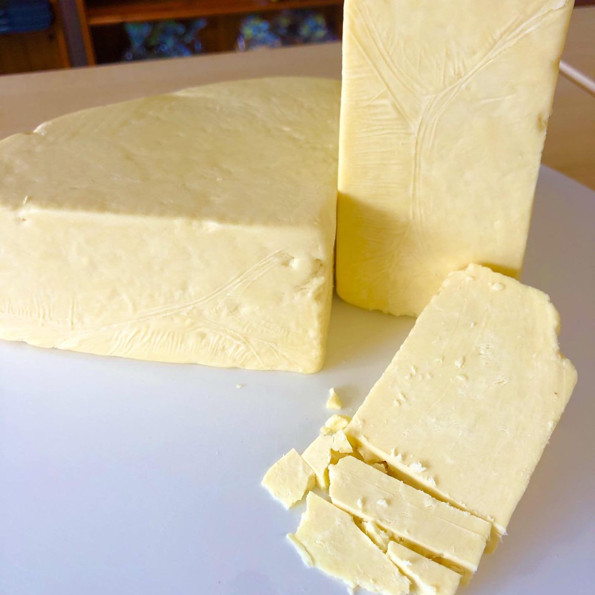 July's cheese: Wensleydale Reserve, from Hawes, Yorkshire. Traditional #Wensleydale aged 6-9 months producing a fuller flavour with a firm, crumbly texture. Cow’s milk, pasteurised, Vegetarian. Try with fruitcake or ruby port! #rugbytown #cheeseshop #finecheese #artisancheese