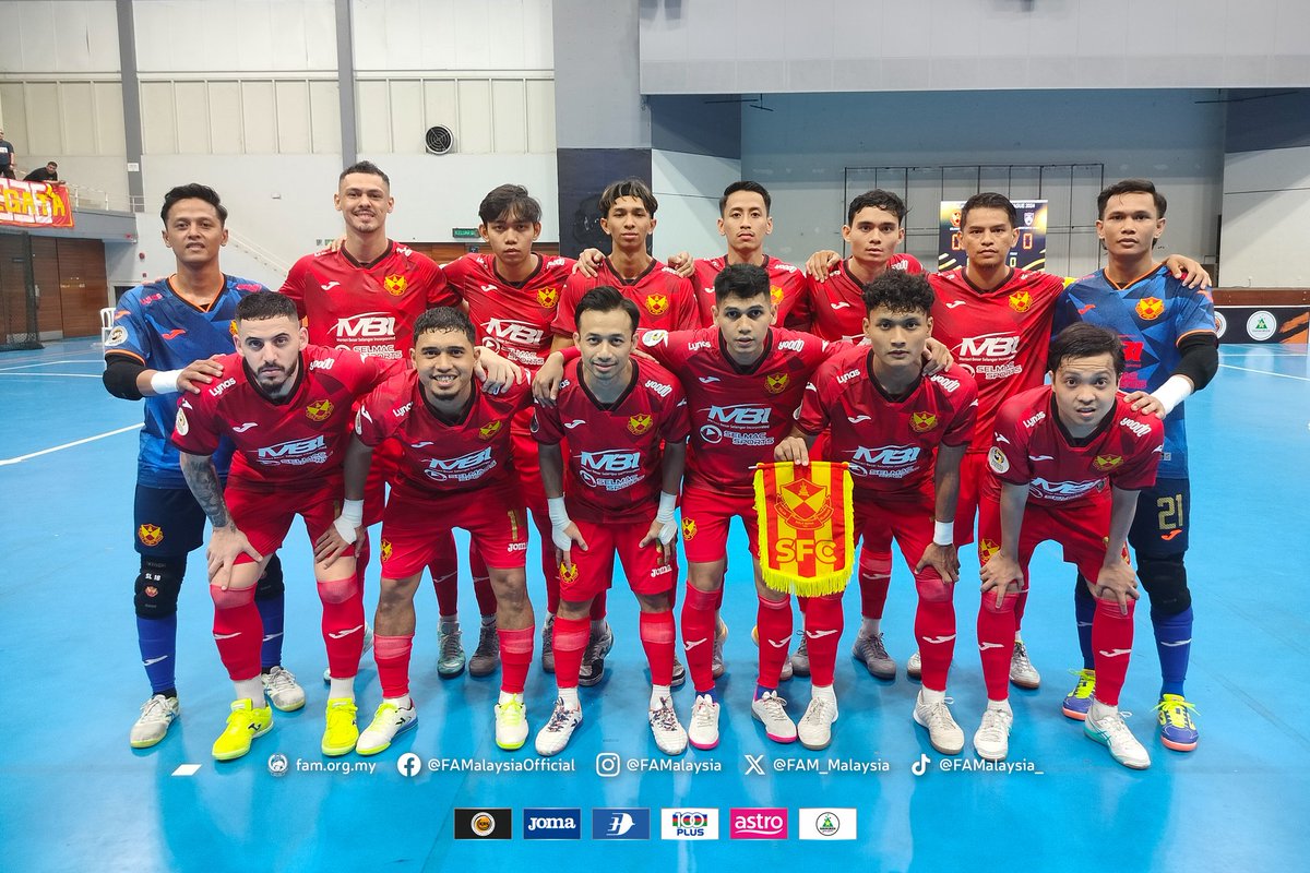 FAM_Malaysia's tweet photo. Keputusan MPFL Divisyen 1 2024

Hari Perlawanan 10 | Ahad, 14 Julai 2024

SELANGOR FC 2-1 JOHOR DARUL TA'ZIM

⚽️ Gabriel Rosa 39' Syahir Iqbal Khan Akbar Khan 40'
⚽️ Bruno Taffy 34' 

#FAM #HarimauMalaya #Futsal #MPFL2024 #gpskbs https://t.co/PMkgexjyZy